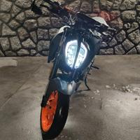 KTM 125 Duke - 2022