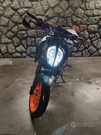 KTM 125 Duke - 2022