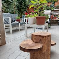 Porta vaso in legno grezzo