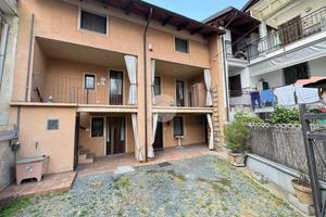 CASA SEMINDIPENDENTE A GIAVENO