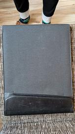 Custodia in pelle per computer 13"