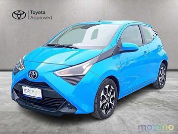 Toyota Aygo 1.0 x-business fun 72 CV