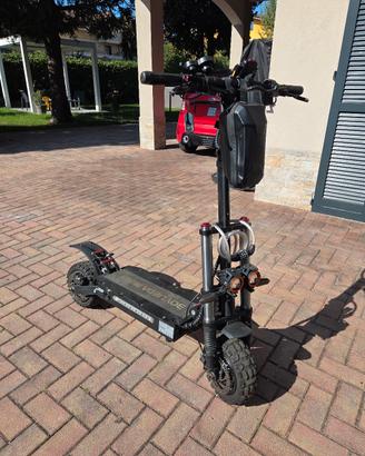 MONOPATTINO BOYUEDA  5600 WATT