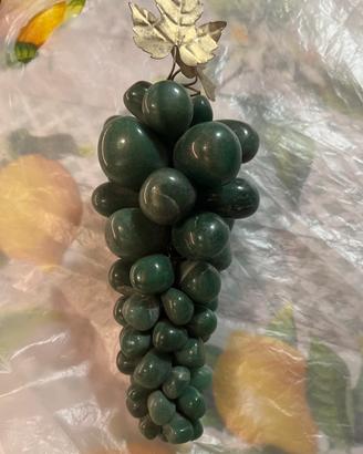 Grappolo uva in pietra naturale. Avventurina ?