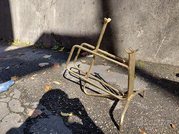 Cavalletto porta bici