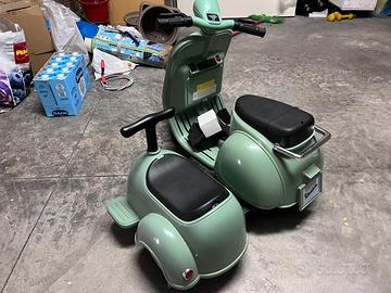 Vespa con sidecar