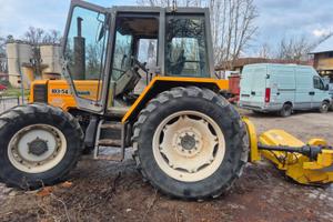 Trattore agricolo Renault 103-54