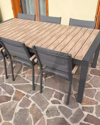 tavolo da giardino allungabile con 8 sedie
