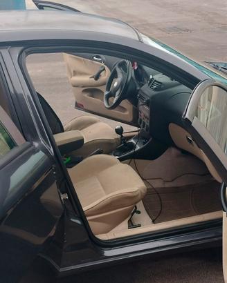  Alfa Romeo 147