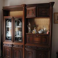 Due Credenze vetrine e/o librerie