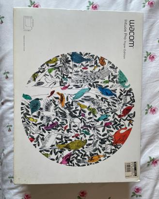 Tavola Grafica- Wacom Intuos Pro Paper Edition.