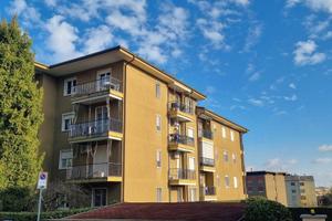 Appartamento di 107 m² con 3 locali e box auto a A
