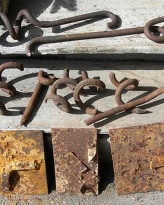 Lotto scavo piastre e paletti Italia ww1