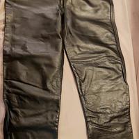 Pantaloni in pelle