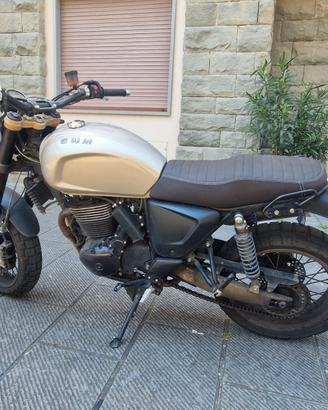 SWM OUTLAW 500