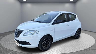 Lancia Ypsilon MomoDesign Tagliandata/Neopatentati