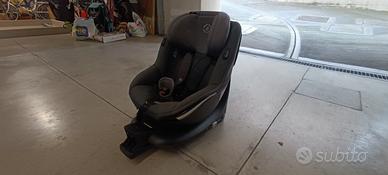 Seggiolino auto girevole Maxi-Cosi Mica.