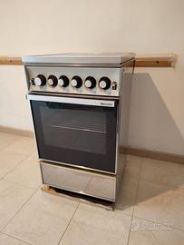 cucina con forno a gas