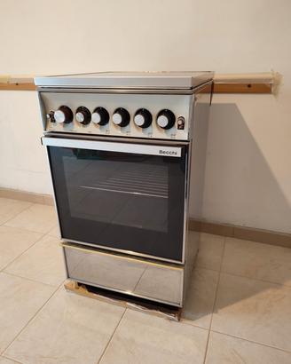 cucina con forno a gas