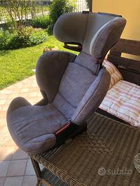 Seggiolino auto