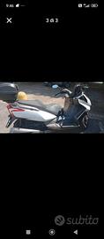 Kymco Downtown 300i - 2012