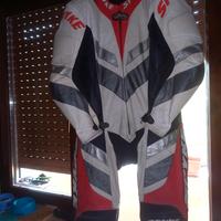 tuta pelle moto
