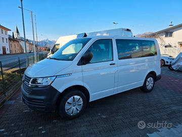 Volkswagen Caravelle 2.0 TDI 110CV PC Trendline so
