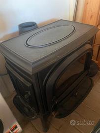Stufa Yotul F 500 ECO in perfette condizioni