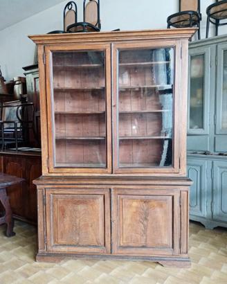 Libreria antica in abete laccato