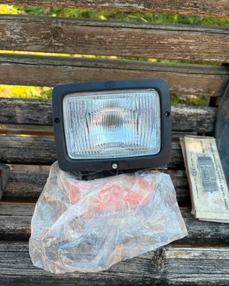 Faro Anteriore CEV 256 - NUOVO (NOS)