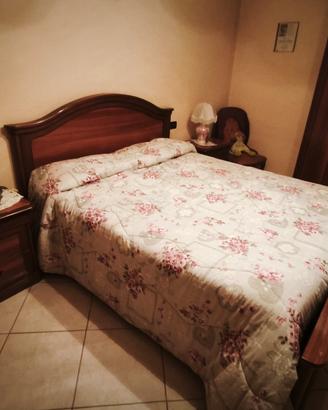 Camera da letto in legno