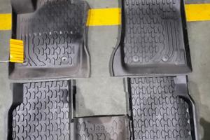 JEEP COMPASS - TAPPETINI IN GOMMA