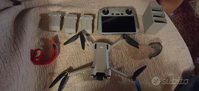 DJI Mini 3 Pro con Radiocomando schermo integrato