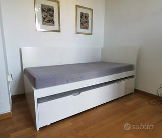 letto Vihals Ikea CON  materassi nuovi