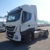 Iveco stralis hi way 480 con impianto idraulico