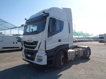 Iveco stralis hi way 480 con impianto idraulico