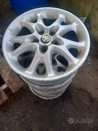 Cerchi in lega Alfa Romeo 147
