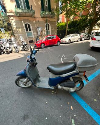 Napoli scooter Free 50 proposte