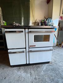 Cucina economica a legna