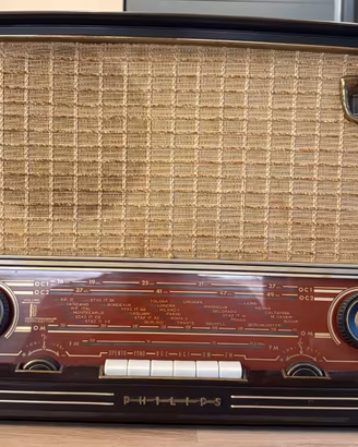 Radio d’epoca a valvole PHILIPS BI 550A – anni ’50