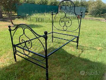 Letto vintage anni ‘60 a una piazza e mezzo