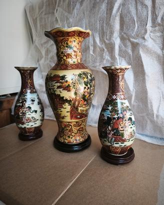 Set 3 Vasi Royal Satsuma vintage con basi in leg