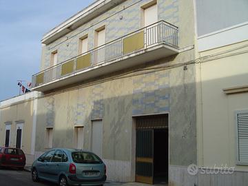 Palazzina indipendente con 2 appartamenti autonomi