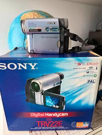 Videocamera portatile Sony usata pochissimo.