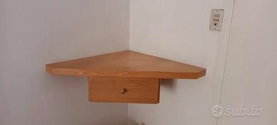 Mensola angolare con cassetto integrato
