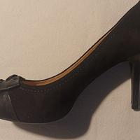 Scarpe eleganti da sera nere in camoscio Geox