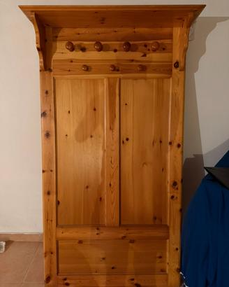Attaccapanni in legno