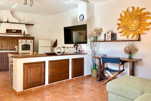 Pula - Villa in pieno centro con balconi e cortile