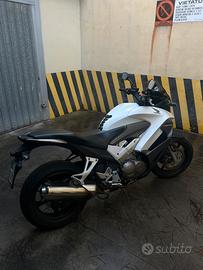 Honda VFR800X Crossrunner 2011