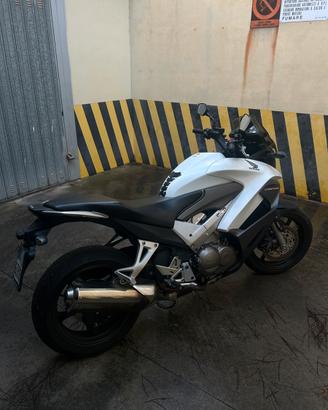 Honda VFR800X Crossrunner 2011